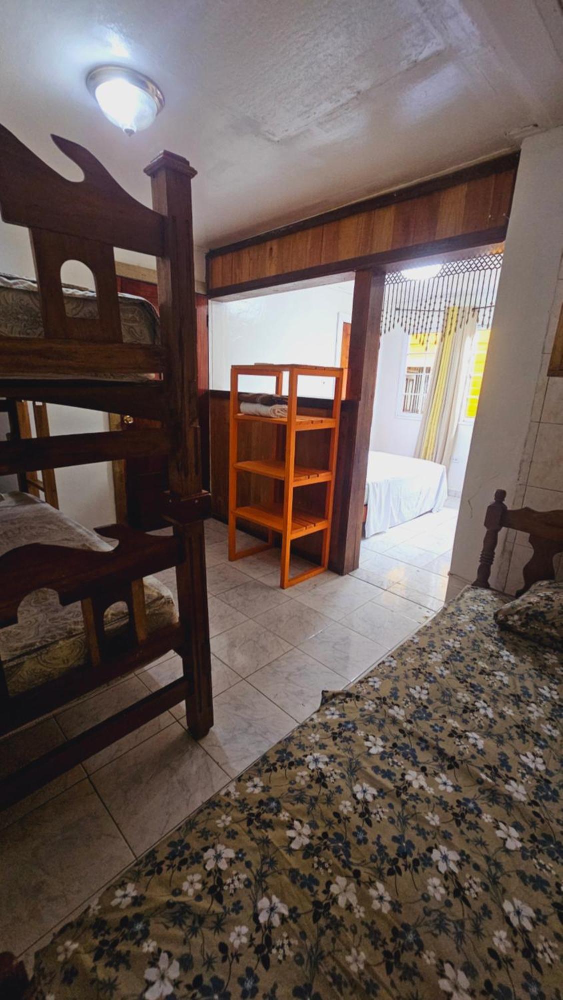 Bastimentos Hill Guest House Bocas del Toro Exterior foto