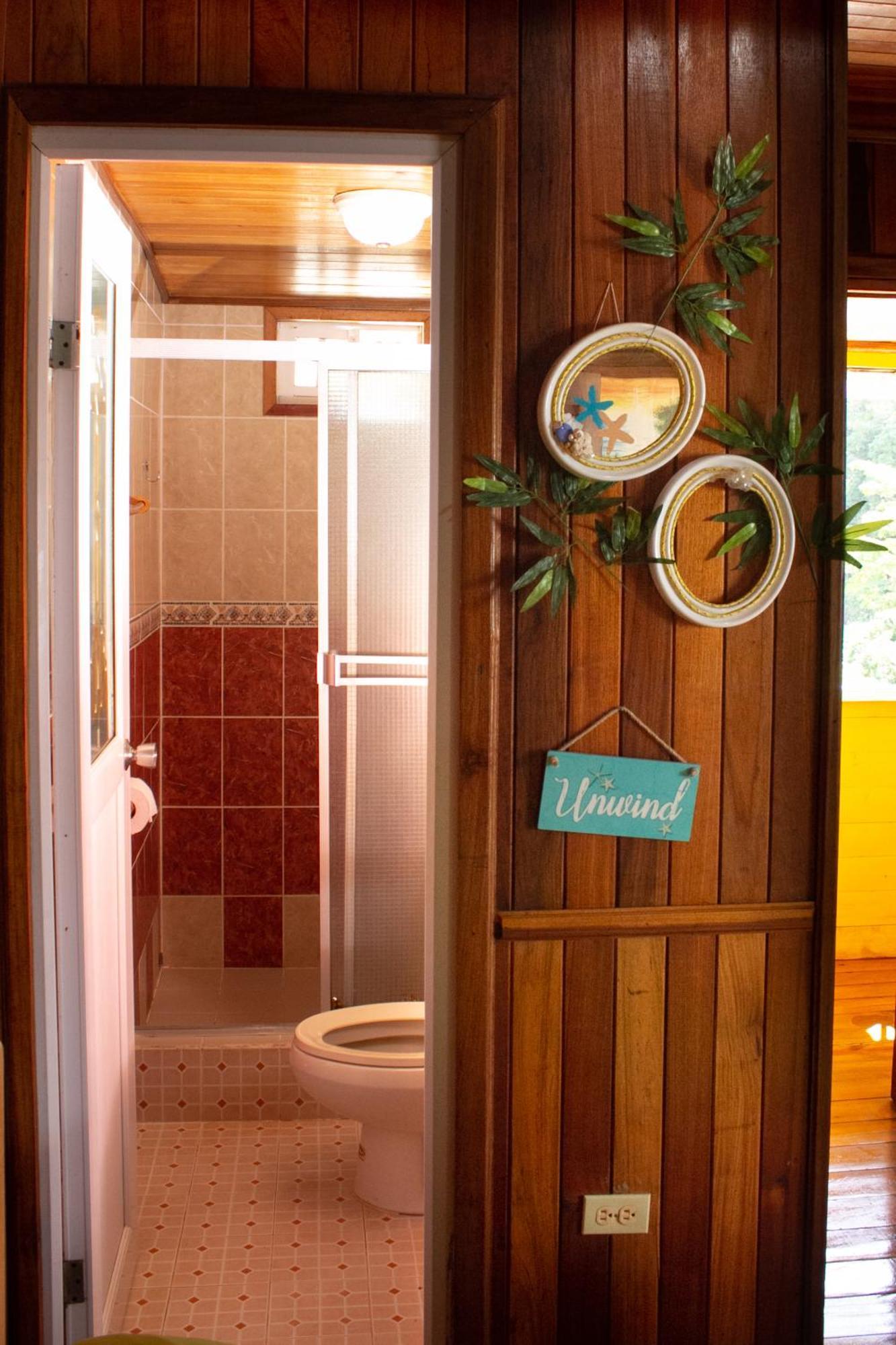Bastimentos Hill Guest House Bocas del Toro Habitación foto